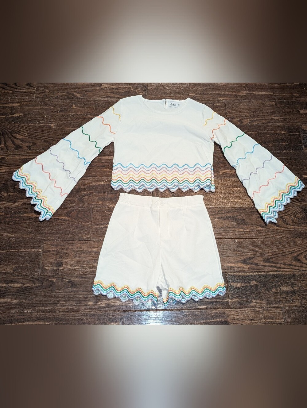 Lola + the Boys Rainbow Bright Wave Set – Teen/Women